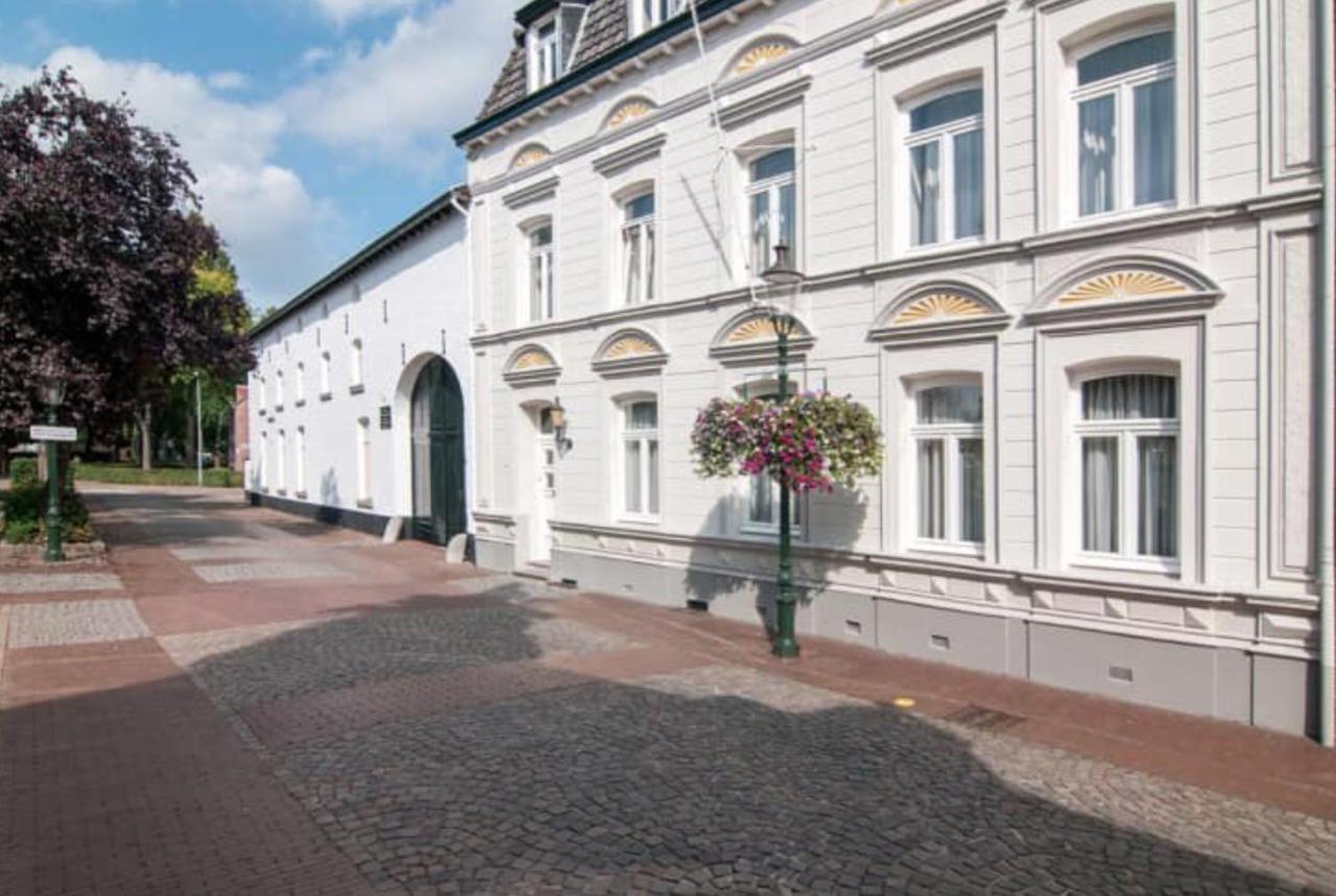 Laeve In De Brouwerie Bed & Breakfast Geleen Exterior photo